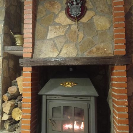 Hostal Cañamares Εξωτερικό φωτογραφία