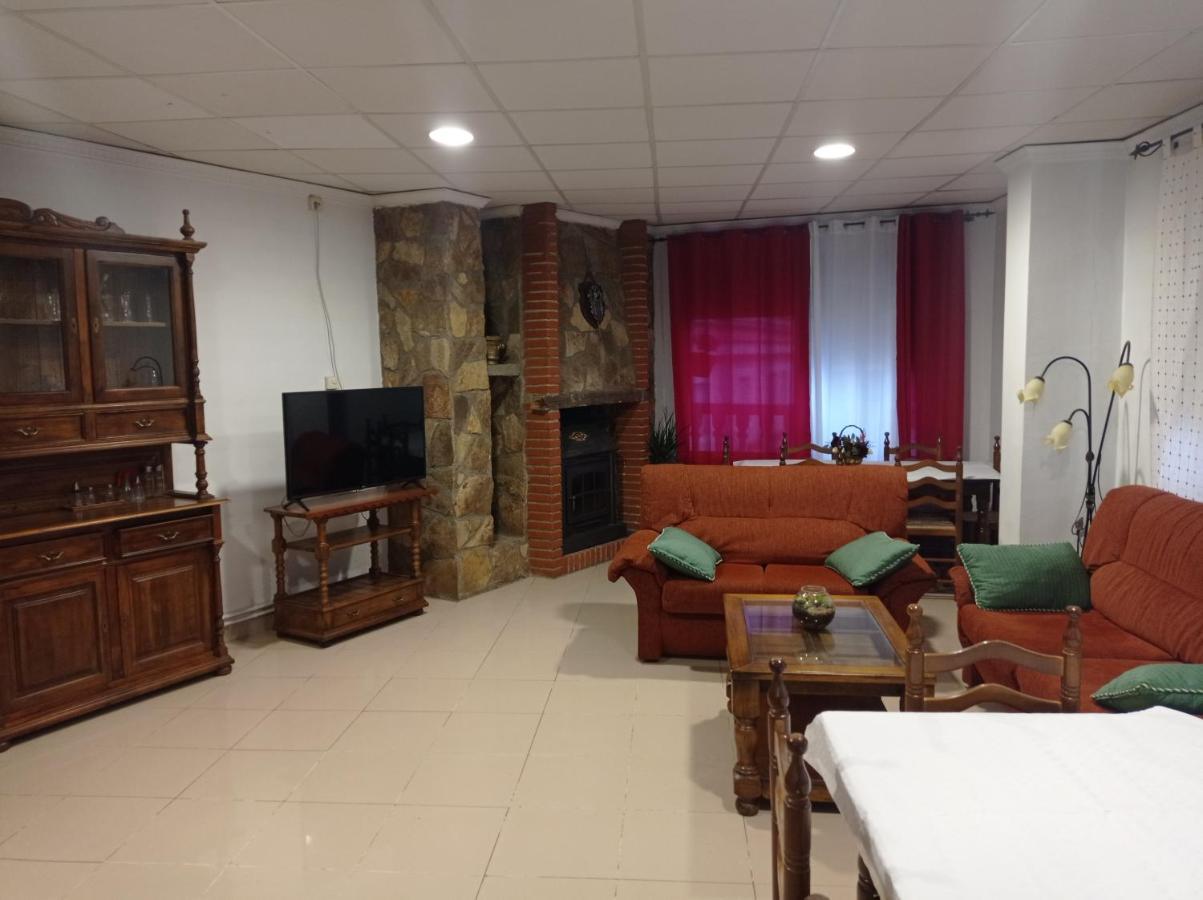 Hostal Cañamares Εξωτερικό φωτογραφία