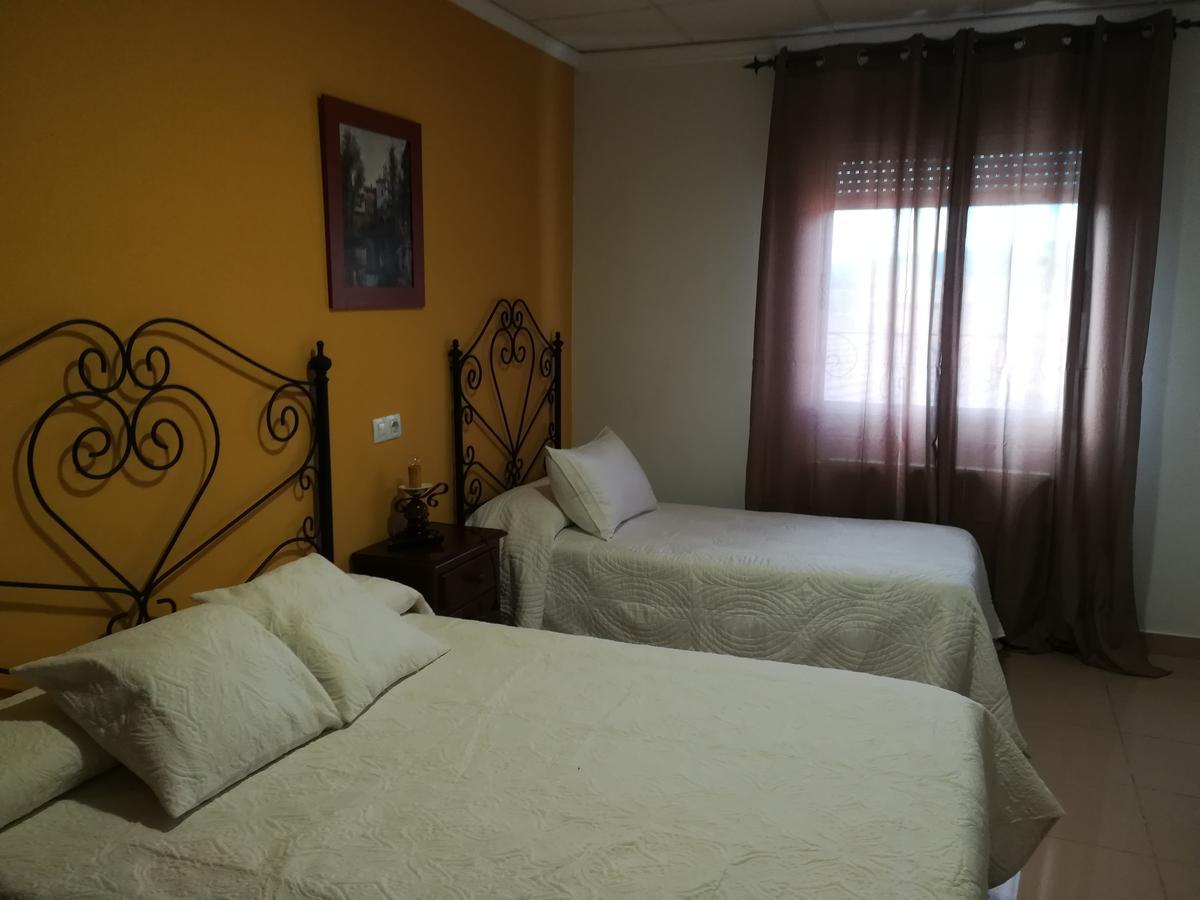 Hostal Cañamares Εξωτερικό φωτογραφία